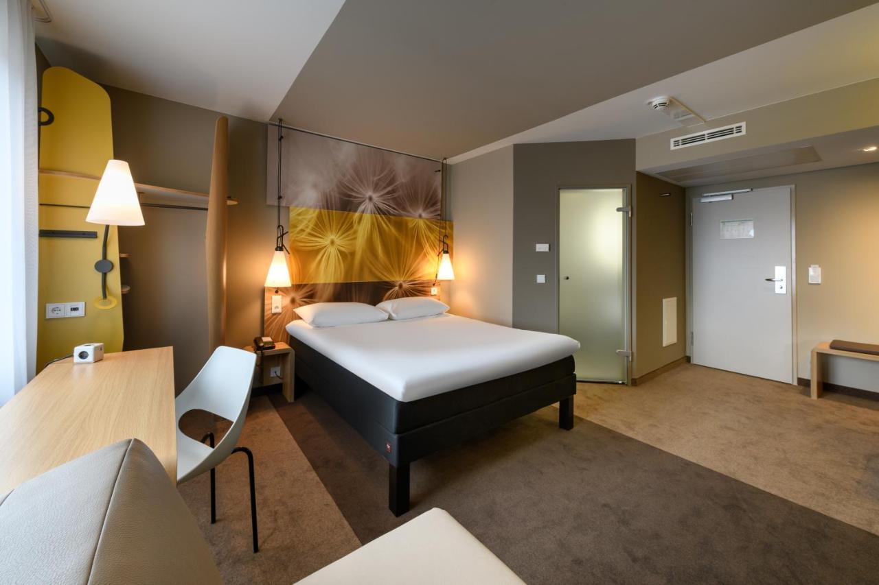 Отель Ibis Luebeck City Экстерьер фото