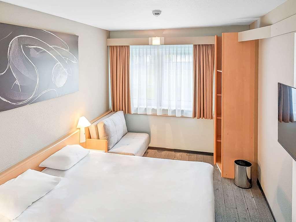 Отель Ibis Luebeck City Номер фото